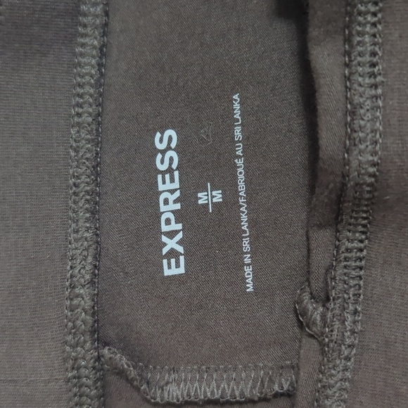 Express Zippered Pocket Leggings, Color Green Size M - Picture 7 of 13